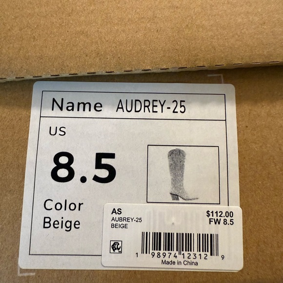 Altar'd State -Miracle miles- Beige Suede cowboy Boots - Picture 6 of 6